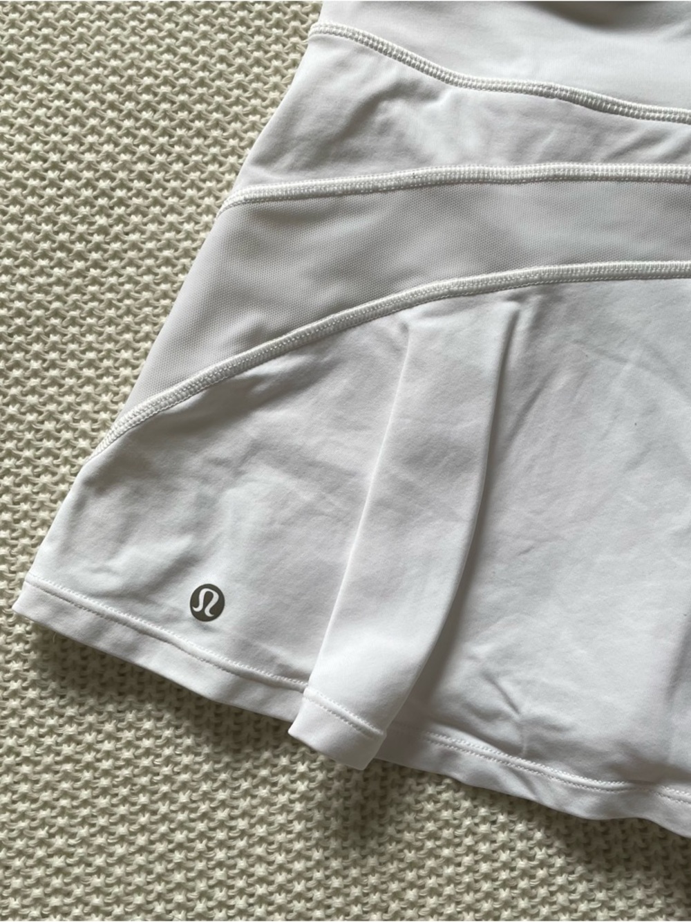 Lululemon White Ace Skirt / Skort - Picture 3 of 9